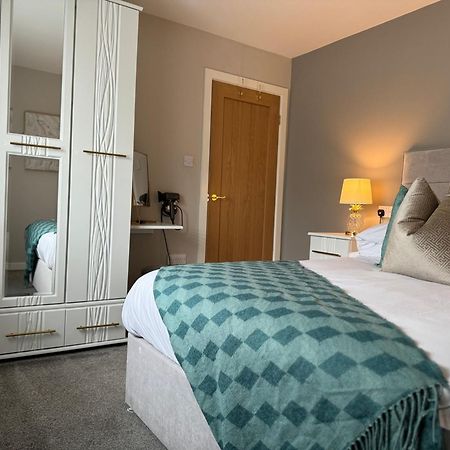 Beach View Apartment With Balcony And Sea View - Pet Friendly Cleveleys Exteriör bild