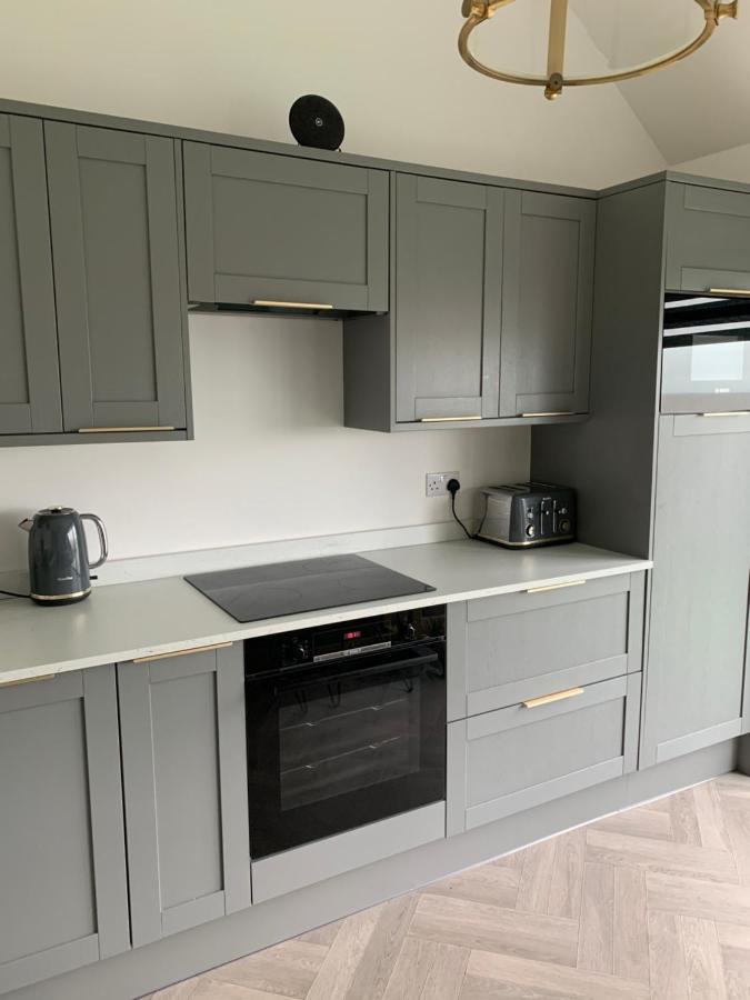 Beach View Apartment With Balcony And Sea View - Pet Friendly Cleveleys Exteriör bild